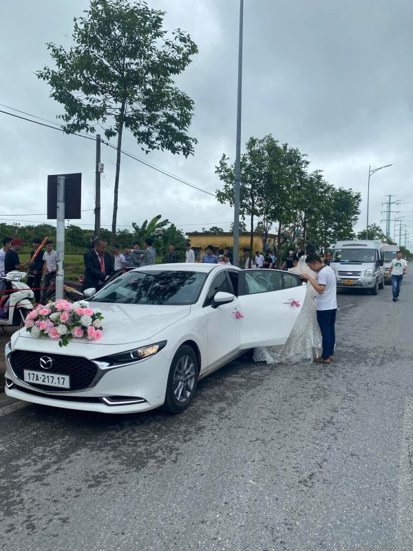 Xe cưới Mazda 3